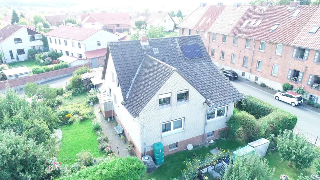 Immobilie in Evessen - Einfamilienhaus mit 7 Zimmern in Evessen - Bild 1