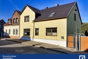 Bezugsfertiges Doppelhaus – Mit Kamin, Sauna und Balkon ! – Die vollständige Adresse der Immobilie erhältst du vom Anbieter., 6313 Hergisdorf – Vorschaubild 1