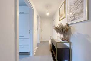 Stadtmitte: Zentraler Wohntraum - sanierte Wohnung mit Einbauküche, Dusche & Gemeinschaftsgarten – Die vollständige Adresse der Immobilie erhältst du vom Anbieter., 40212 Stadtmitte, Düsseldorf – Vorschaubild 13