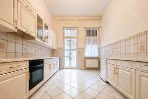 Traumhafte 5-Zimmer-Altbauwohnung mit hohen Decken und besonderem Flair – Die vollständige Adresse der Immobilie erhältst du vom Anbieter., 90762 Stadtpark, Stadtgrenze, Fürth – Vorschaubild 5