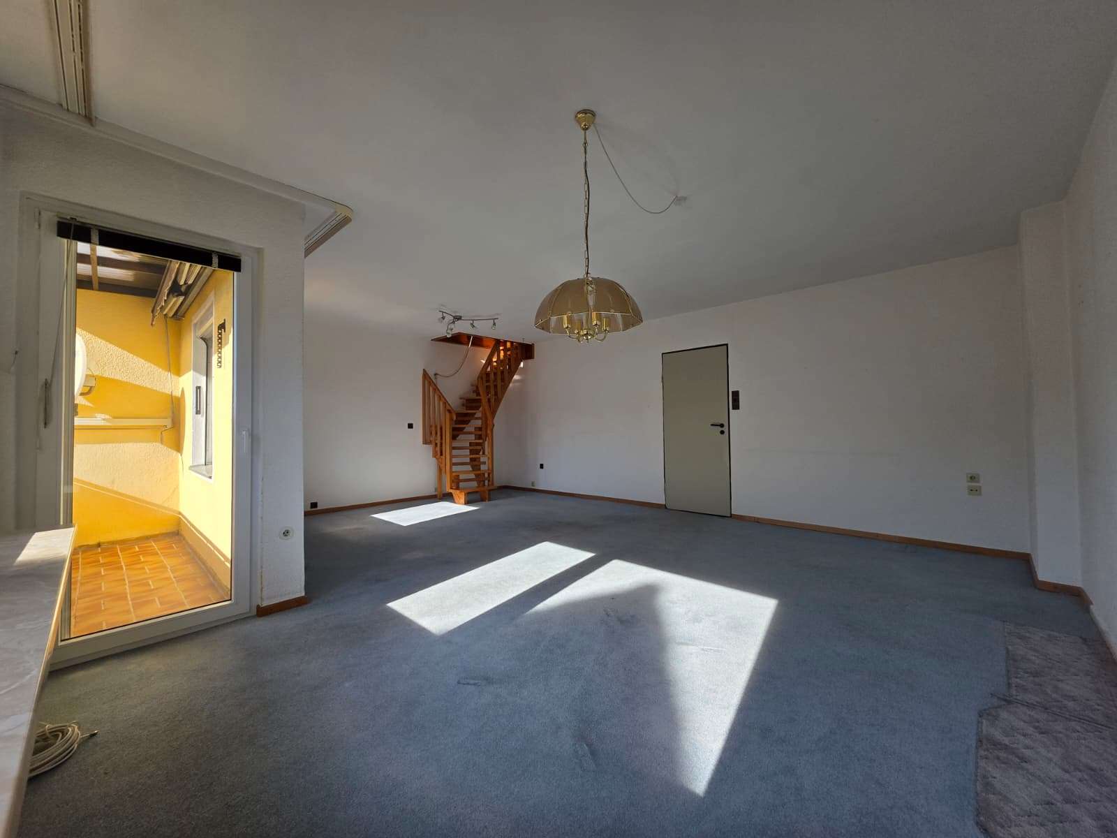 Schöne helle 3-Zimmer-Eigentumswohnung mit Balkon über 2 Etagen, Wolfenbüttel Kreis – Bild 2