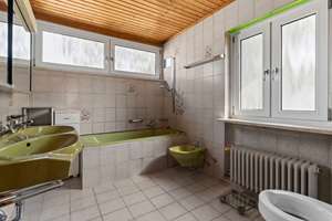 Freistehendes Einfamilienhaus mit Garten und Garage in familienfreundlicher Wohnlage von München – Die vollständige Adresse der Immobilie erhältst du vom Anbieter., 81377 Großhadern, München – Vorschaubild 16