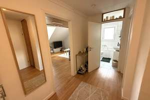Perfekte Singlewohnung in Buer mit stilvoller Einbauküche | ca. 45 m² gemütliche Dachgeschosswohnung