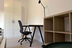 3 Zimmer + Küche + Bad und Gäste-WC - Kernsaniert und neu möbliert - WG Geeignet!  – Die vollständige Adresse der Immobilie erhältst du vom Anbieter., 52062 Markt, Aachen – Vorschaubild 2