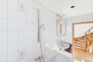 Einziehen und Wohlfühlen! Einfamilienhaus mit Traumgarten in Top-Lage von Neuforweiler ! – Saarlouis (Kreis) – Vorschaubild 22