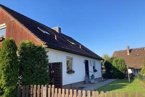 Zweifamilienhaus – Die vollständige Adresse der Immobilie erhältst du vom Anbieter., 95448 Laineck, Bayreuth – Vorschaubild 1