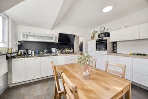 Property thumbnail 10