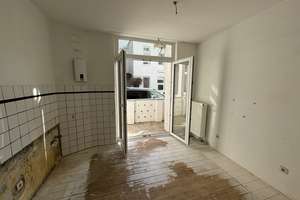 Stilvolle Altbauwohnung mit Charakter in zentraler Lage in Düsseldorf – Die vollständige Adresse der Immobilie erhältst du vom Anbieter., 40479 Pempelfort, Düsseldorf – Vorschaubild 9