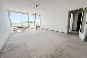 **OF - Stadtzentrum mit herrlichem Fernblick**
Großzügige 3-Zimmer-ETW mit Balkon und TG-Stellplatz – 63067 Ledermuseum, Offenbach am Main – Vorschaubild 4