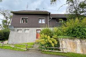 *RESERVIERT* Zweifamilienhaus für kreative Hände in ruhiger Lage nahe Waldbröl! – Die vollständige Adresse der Immobilie erhältst du vom Anbieter., 51545 Waldbröl – Vorschaubild 3