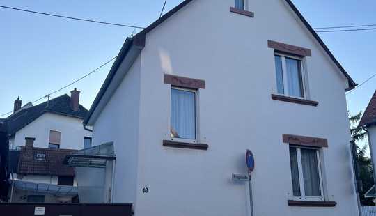 Bild von PROVISIONSFREI - Kompaktes, sanierungsbedürftiges Einfamilien-Eckhaus