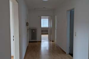 Ruhige 4-Zimmer-Wohnung nah am Uniklinikum mit Garage & neuer Küche – 66424 Homburg – Vorschaubild 11