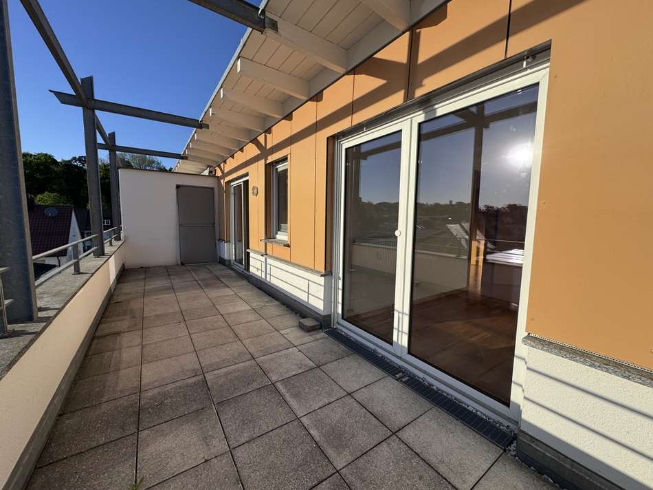 Großer Westbalkon