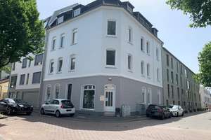 2-Zimmer-Altbauwohnung in zentraler Lage