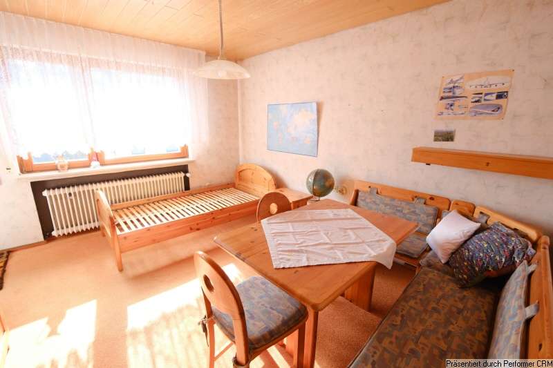 Immobilie in Remseck am Neckar - Familie, Natur, Ruhe: Gepflegtes Haus mit Bachplätschern und Garten in Waldnähe - Bild 0