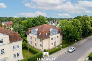 *** Exklusiv *** 3-Zimmer Eigentumswohnung mit Balkon, Einbauküche und Carport