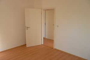 OB-Bermensfeld/Neue Mitte. Helle, kleine 3-Zimmer-Wohnung mit Balkon zu verkaufen! – Drei Knappen 18, 46047 Oberhausen – Vorschaubild 8