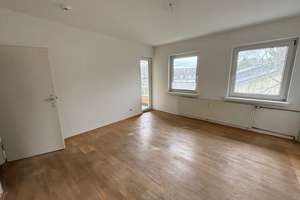 SCHMUCKSTÜCK!! Gemütliche 2-ZIMMERWOHNUNG MIT BALKON!! – Die vollständige Adresse der Immobilie erhältst du vom Anbieter., 53129 Kessenich, Bonn – Vorschaubild 1