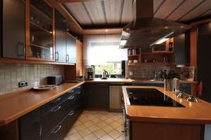 Elegantes Anwesen in schöner  Wohnsiedlung mit Pool und herrlichem Garten! – Die vollständige Adresse der Immobilie erhältst du vom Anbieter., 91586 Lichtenau – Vorschaubild 9