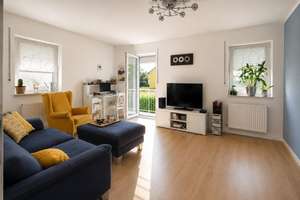 "Wohnen mit Komfort - gepflegte 4-Zimmer-Wohnung in ruhiger Lage von Nittenau" – Die vollständige Adresse der Immobilie erhältst du vom Anbieter., 93149 Nittenau – Vorschaubild 1