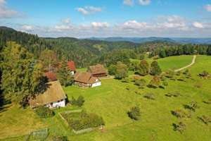 Außergewöhnliches Hofanwesen in Schiltach – Die vollständige Adresse der Immobilie erhältst du vom Anbieter., 77761 Schiltach – Vorschaubild 1