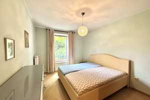 Solide 3 Zimmer Wohnung mit Einbauküche und Balkon – München – Vorschaubild 12