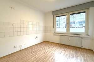 Modernisierte 3-Zimmer-Wohnung im Hochparterre mit zwei Stellplätzen in Duisburg-Hamborn! – Die vollständige Adresse der Immobilie erhältst du vom Anbieter., 47166 Neumühl, Duisburg – Vorschaubild 2