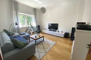 🏡 Charmante 2,5-Zimmer-Altbauwohnung mit Balkon & Echtholzboden ✨ – Feuerbachstraße 17, 44795 Weitmar-Mitte, Bochum – Vorschaubild 2