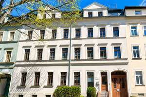 Auf Wunsch mit neuem Boden! Moderne 2 Raumwohnung im Maisonettestil mit offener Küche!