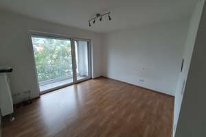 Studenten und Azubis aufgepasst - Wohnung mit Pantryküche und Balkon im Unicandis