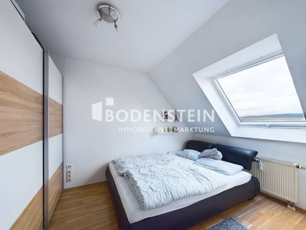 Immobilie in Ingelheim am Rhein - ERBPACHT: Zentrale 3-ZKB DG-Wohnung mit 2 TG-Plätze in Ingelheim – Provisionsfrei! - Bild 0