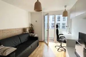 Property thumbnail 2