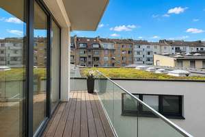 Großzügige 4-Zimmer-Eigentumswohnung mit Loggia, Aufzug und ruhiger Innenhoflage – Die vollständige Adresse der Immobilie erhältst du vom Anbieter., 40477 Pempelfort, Düsseldorf – Vorschaubild 3