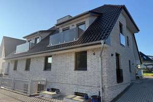 Stilvolle, exklusive 2-Zi-Dachgeschosswohnung mit Balkon und Stellplatz in bevorzugter ruhiger Lage – 23570 Travemünde, Lübeck – Vorschaubild 16