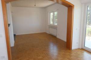 Kernsanierte 3-Zimmer Erdgeschosswohnung, Balkon und neuer Einbauküche mit Weitblick ! – Krimhildstraße 41, 69469 Weinheim – Vorschaubild 10
