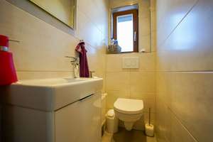 Property thumbnail 13