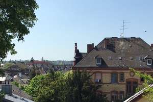 Great view: unique  penthouse-apartment with elevator and parking close to city center!