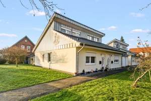 Stilvolle Doppelhaushälfte mit offener Galerie und Terrasse – Die vollständige Adresse der Immobilie erhältst du vom Anbieter., 26919 Brake (Unterweser) – Vorschaubild 10