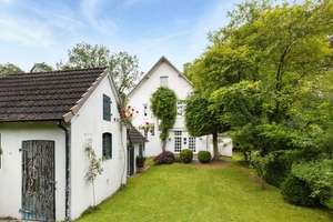 Klassische Hamburger Landhausvilla im Naturschutzgebiet Klövensteen – Die vollständige Adresse der Immobilie erhältst du vom Anbieter., 22559 Rissen, Hamburg – Vorschaubild 3