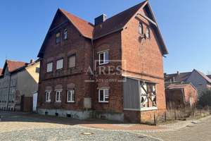 Mehrfamilienhaus zur Sanierung in Hakeborn