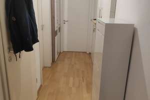 Geschmackvolle 2-Raum-Wohnung mit Einbauküche und eigenem Garten in Ingolstadt.  – Schubertstraße 1d, 85057 Nordwest, Ingolstadt – Vorschaubild 6