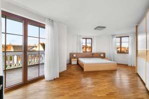 Palaisartige Neoklassik-Villa in Pfuhl – Die vollständige Adresse der Immobilie erhältst du vom Anbieter., 89233 Neu-Ulm – Vorschaubild 4