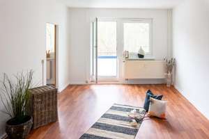 Das könnte Eurer neues Wohndomizil werden – Alfred-Neubert-Str. 3, 9123 Markersdorf, Chemnitz – Vorschaubild 1