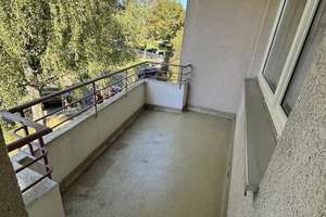 Frisch renovierte 2,5 Zimmer-Wohnung mit Balkon und modernisierten Tageslichtbad mit Wanne – Fregattenstr. 16, 23558 Buntekuh, Lübeck – Vorschaubild 4