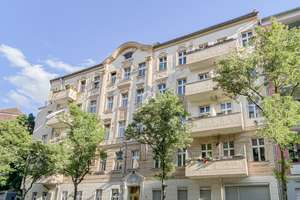 ARNIMKIEZ! GROßZÜGIGE UND KLASSISCHE ALTBAUWOHNUNG MIT BALKON IN PRENZLAUER BERG! PROVISIONSFREI! – Ueckermünder Str. 17, 10439 Prenzlauer Berg, Berlin – Vorschaubild 14