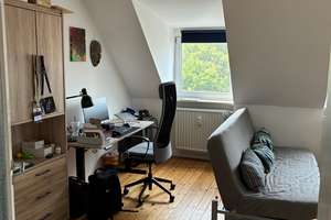 3-Zimmer-Dachgeschosswohnung mit Balkon in München-Moosach – Andernacher Straße 40, 80993 Alt-Moosach, München – Vorschaubild 4