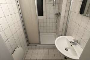 Charmante DG-Wohnung im Altbau – Duisburg-Duissern | 3 Zimmer | Nähe Innenhafen – Schreiberstr. 8, 47058 Duissern, Duisburg – Vorschaubild 13