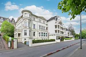 Edles, hochrepräsentatives Ensemble bestehend aus 3 Altbauvillen – Wiesbaden – Vorschaubild 2