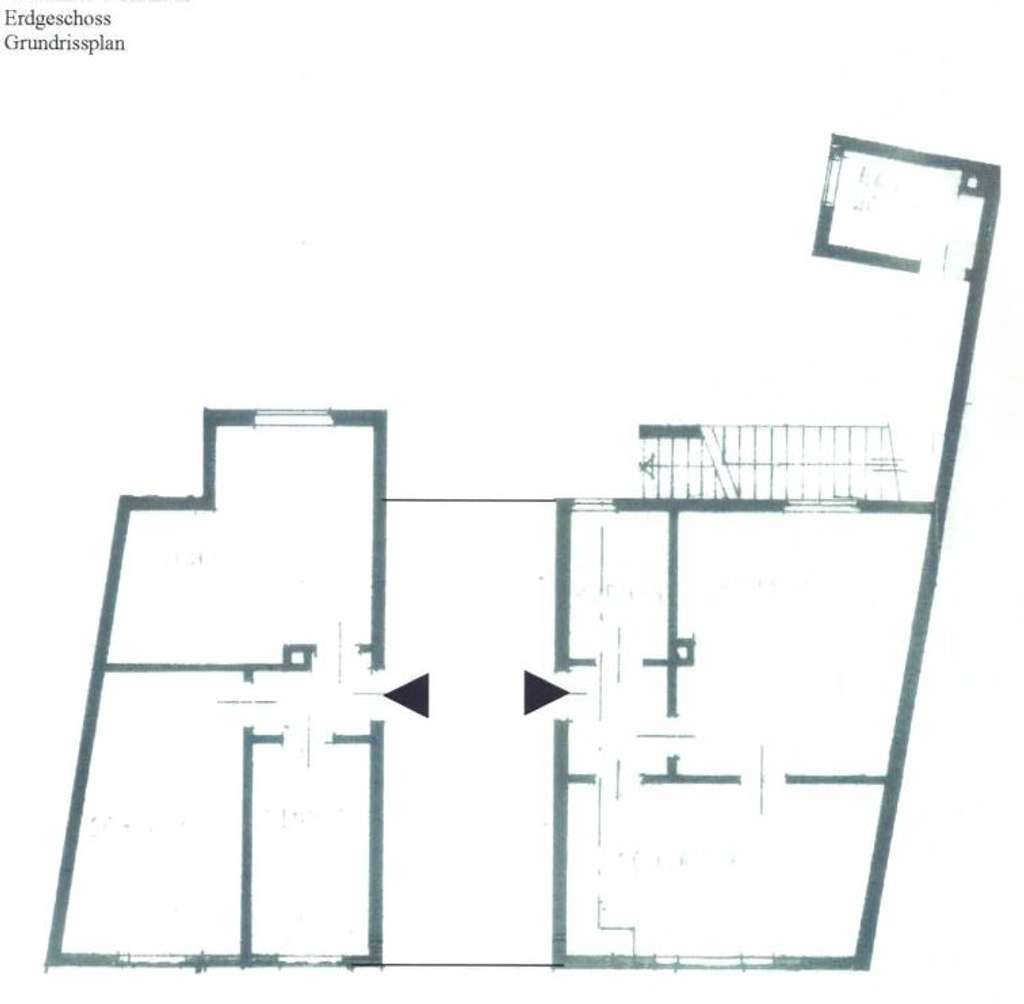 Immobilie in Hockenheim - Renovierungsbedürftiges 12-Zimmer Reihenhaus in Hockenheim - Bild 2