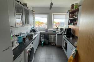Attraktive 4-Zimmer-Wohnung mit zwei Balkonen und Weitblick in Karlsruhe-Mühlburg – Die vollständige Adresse der Immobilie erhältst du vom Anbieter., 76185 Mühlburg, Karlsruhe – Vorschaubild 7